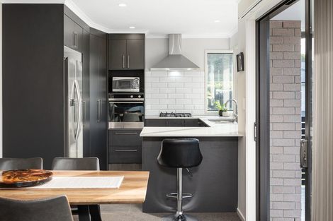 Photo of property in 86 Awataha Crescent, Pyes Pa, Tauranga, 3110