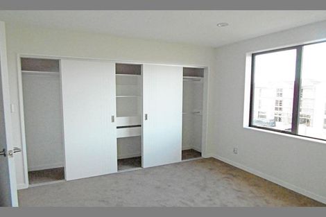 Photo of property in 30 Stephen Avenue, Henderson, Auckland, 0610