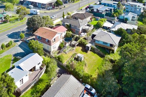 Photo of property in 639 Swanson Road, Swanson, Auckland, 0612