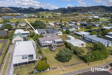 Photo of property in 70 Dillon Street, Waihi Beach, 3611