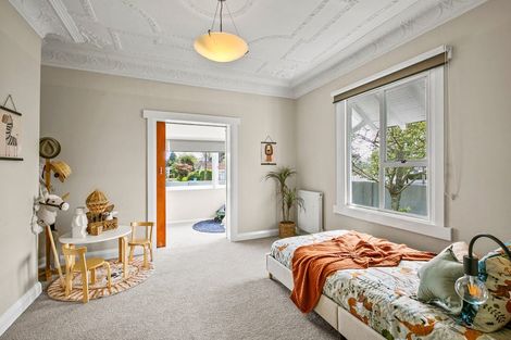 Photo of property in 2 Rawhiti Street, Vogeltown, New Plymouth, 4310