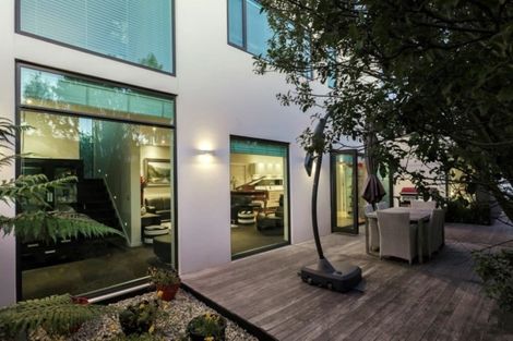 Photo of property in 94 Office Road, Merivale, Christchurch, 8014