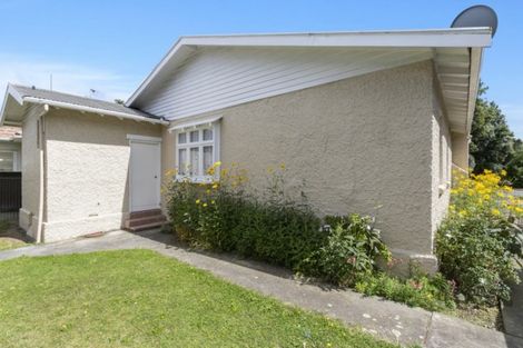 Photo of property in 43a Cambridge Terrace, Waiwhetu, Lower Hutt, 5010