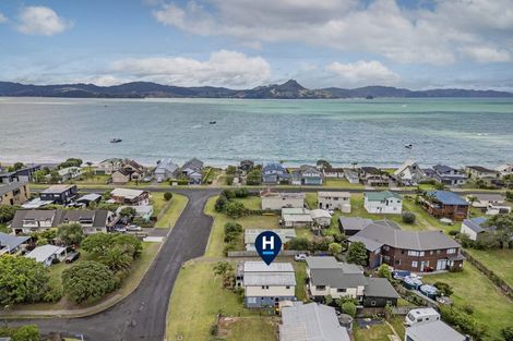 Photo of property in 8 Oyster Drive, Cooks Beach, Whitianga, 3591