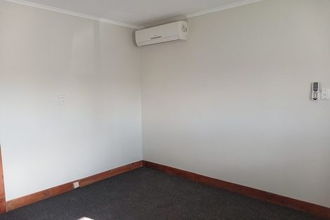 Photo of property in 304 Featherston Street, Palmerston North, 4410