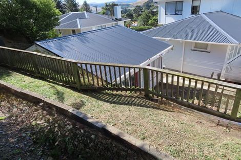 Photo of property in 60 Beazley Avenue, Paparangi, Wellington, 6037