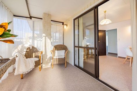 Photo of property in 2/6 King Street, Taradale, Napier, 4112