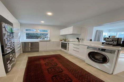 Photo of property in 35 Bayview Road, Paremata, Porirua, 5024