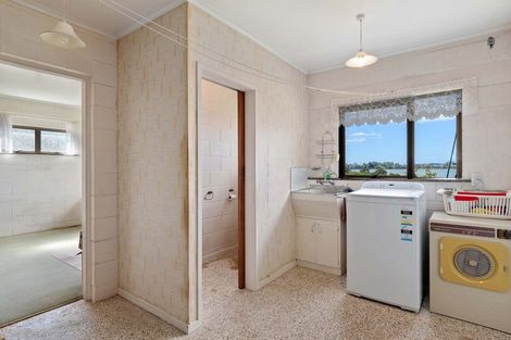 Photo of property in 3 Coach Drive, Otumoetai, Tauranga, 3110