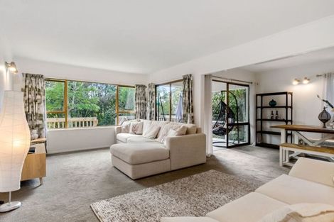 Photo of property in 2/69 Glencoe Road, Browns Bay, Auckland, 0630