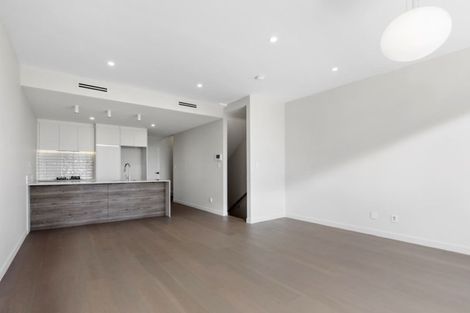 Photo of property in 67c Lake Road, Devonport, Auckland, 0624