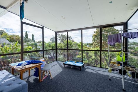Photo of property in 32 Marlborough Avenue, Glenfield, Auckland, 0629