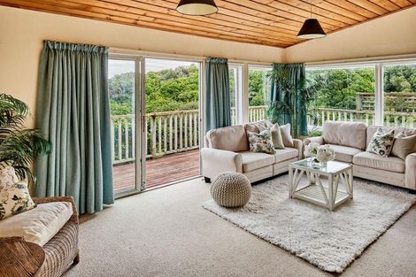 Photo of property in 45 Motuhara Road, Plimmerton, Porirua, 5026