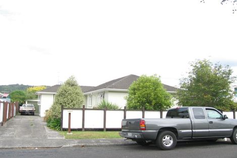 Photo of property in 37 Whirinaki Crescent, Heretaunga, Upper Hutt, 5018