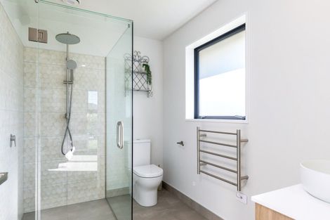 Photo of property in 33 Nikau Drive, Redwoodtown, Blenheim, 7201