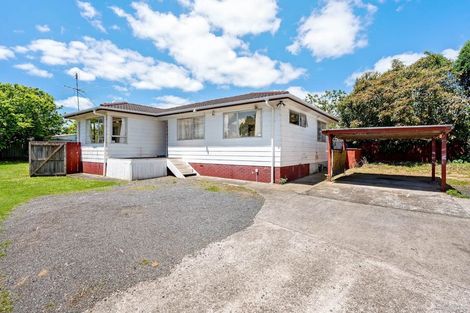 Photo of property in 374 Roscommon Road, Clendon Park, Auckland, 2103