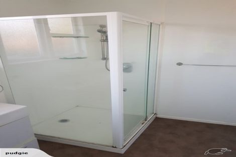 Photo of property in 37 Disraeli Street, Hawera, 4610