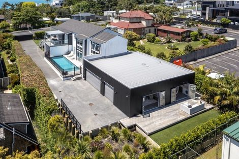 Photo of property in 144 Mellons Bay Road, Mellons Bay, Auckland, 2014