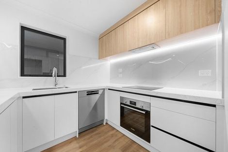 Photo of property in 29c Hywell Place, Manurewa, Auckland, 2102