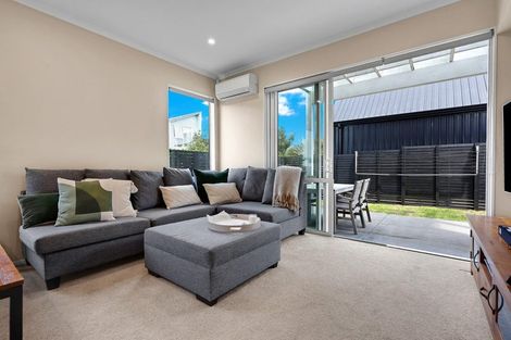 Photo of property in 11 Poaka Road, Hobsonville, Auckland, 0616