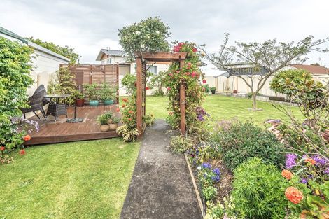 Photo of property in 30 Karamu Street, Tawhero, Whanganui, 4501