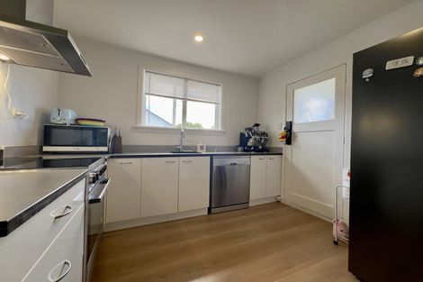 Photo of property in 71 Pomaria Road, Henderson, Auckland, 0610