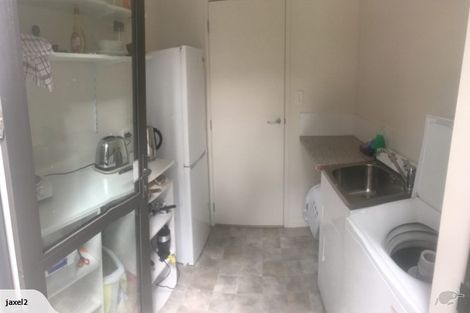 Photo of property in 29 Deverell Place, Northcross, Auckland, 0632