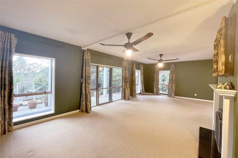 Photo of property in 19 Mcinnes Place, Queenwood, Hamilton, 3210