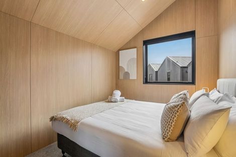Photo of property in 28 Shearers Drive, Frankton, Queenstown, 9300
