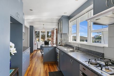 Photo of property in 9 Ahuriri Street, Strathmore Park, Wellington, 6022