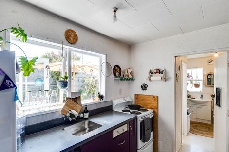 Photo of property in 4/283 Taradale Road, Pirimai, Napier, 4112