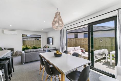 Photo of property in 3 Wahaika Way, Papamoa Beach, Papamoa, 3118