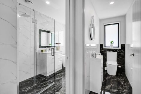 Photo of property in 3 Frederick Place, Whalers Gate, New Plymouth, 4310