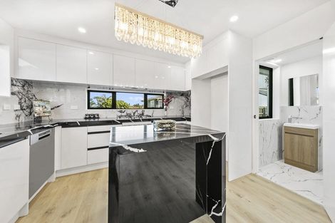 Photo of property in 6c Pikitea Road, Mangere Bridge, Auckland, 2022