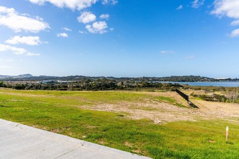 Photo of property in 48 Old Waipu Road, Mangawhai, 0505