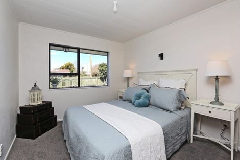 Photo of property in 1/800 Miller Street, Hastings, 4122