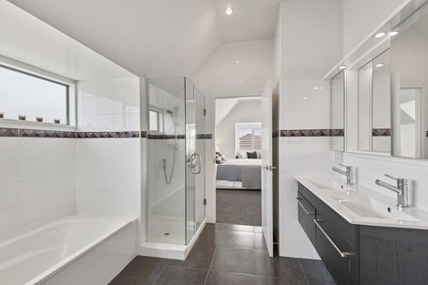 Photo of property in 20 Mays Road, St Albans, Christchurch, 8052