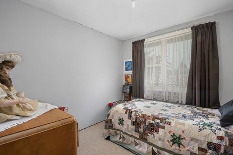 Photo of property in 18 Tarapunga Place, Tokoroa, 3420