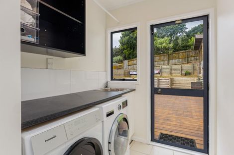 Photo of property in 44 Bayside Drive, Browns Bay, Auckland, 0630