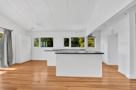 Photo of property in 283 Underwood Road, Wellsford, 0973