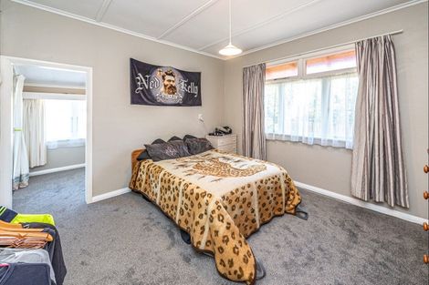 Photo of property in 5 Mosston Road, Castlecliff, Whanganui, 4501