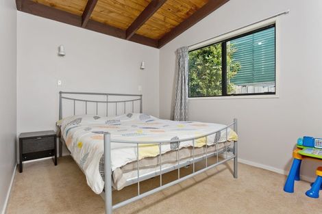 Photo of property in 9 Danbury Drive, Torbay, Auckland, 0630