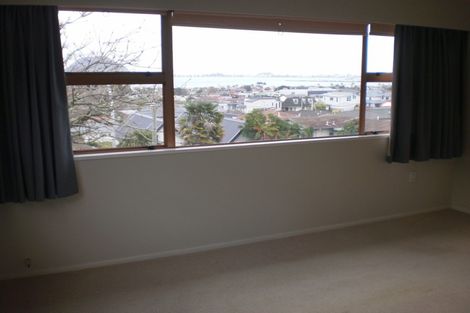 Photo of property in 17a Seaview Road, Otumoetai, Tauranga, 3110