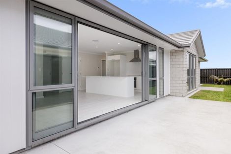 Photo of property in 43 Kaiora Drive, Papamoa Beach, Papamoa, 3118