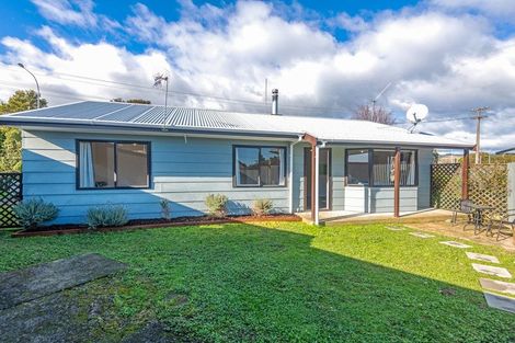 Photo of property in 3 Cambridge Avenue, Ashhurst, 4810