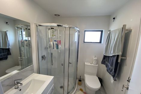 Photo of property in 54 Picturesque Drive, Flat Bush, Auckland, 2019