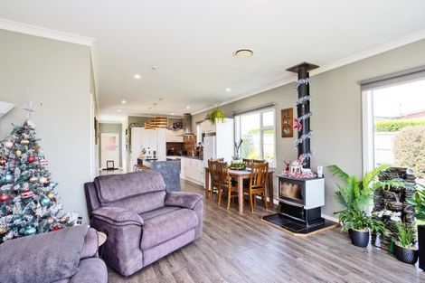 Photo of property in 2 Neva Street, Fortrose, Invercargill, 9875