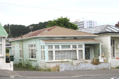 Photo of property in 18 Rhodes Street, Newtown, Wellington, 6021