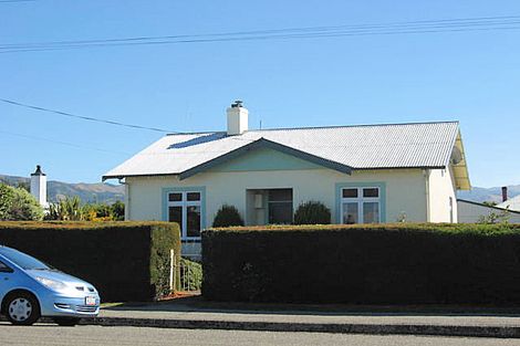 Photo of property in 28 Harris Street, Waimate, 7924