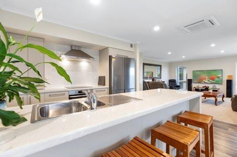 Photo of property in 2 Dayna Avenue, Ohauiti, Tauranga, 3112